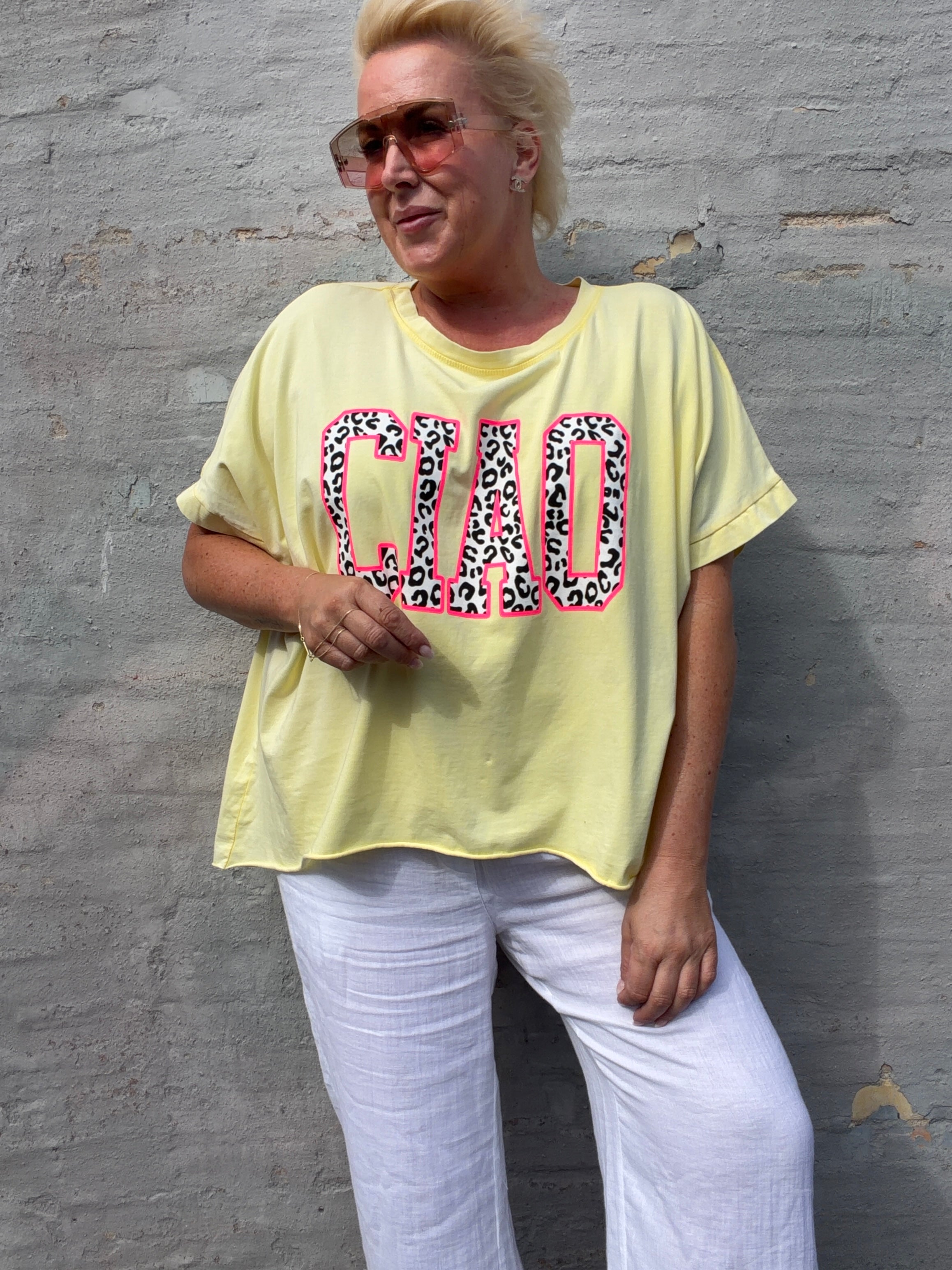 By Engbork Ciao oversize T-shirt yellow
