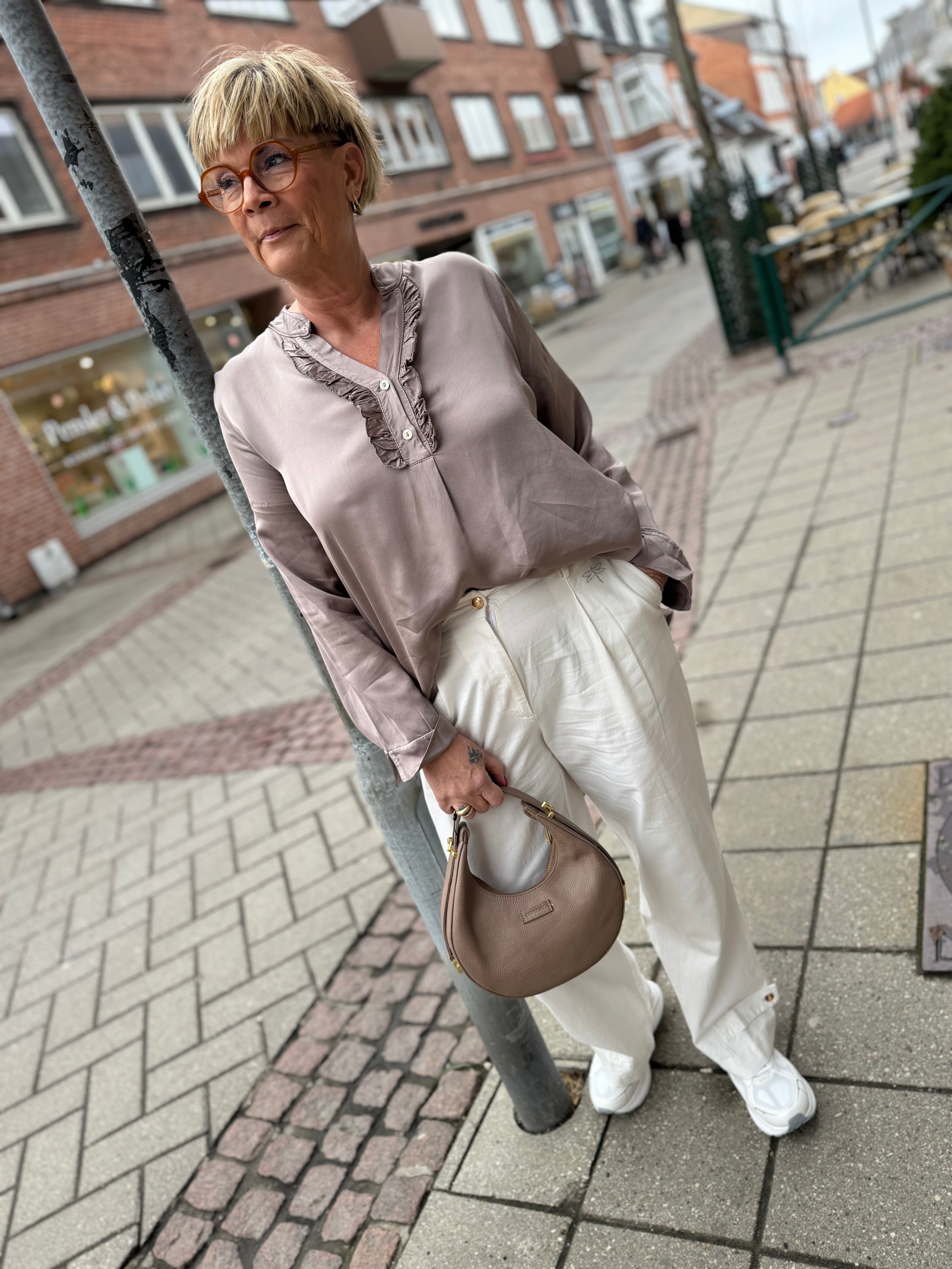 Boho Love B1308 silk skjorte taupe