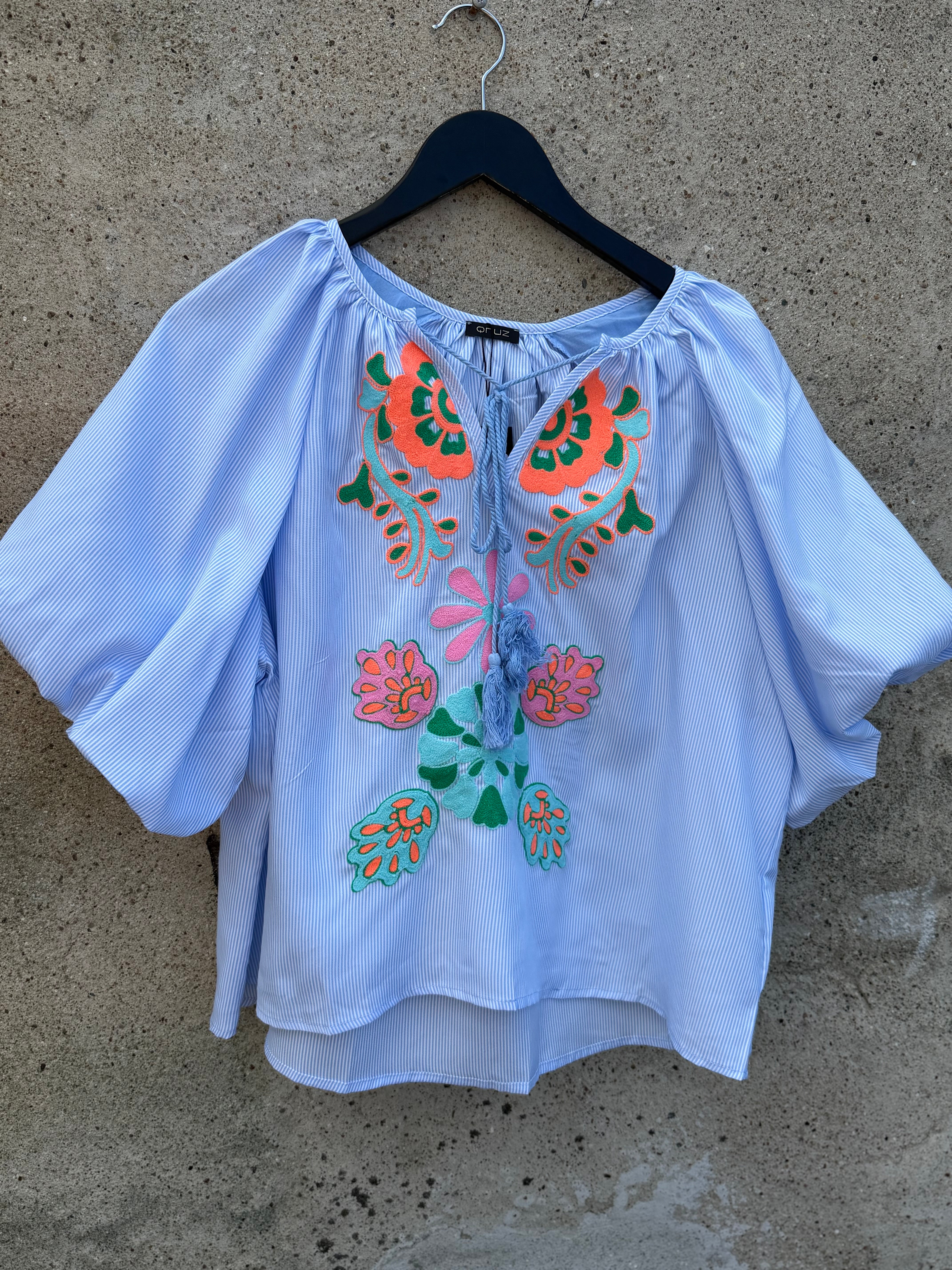 Qnuz 9396 Boheme shirt embrodery blue
