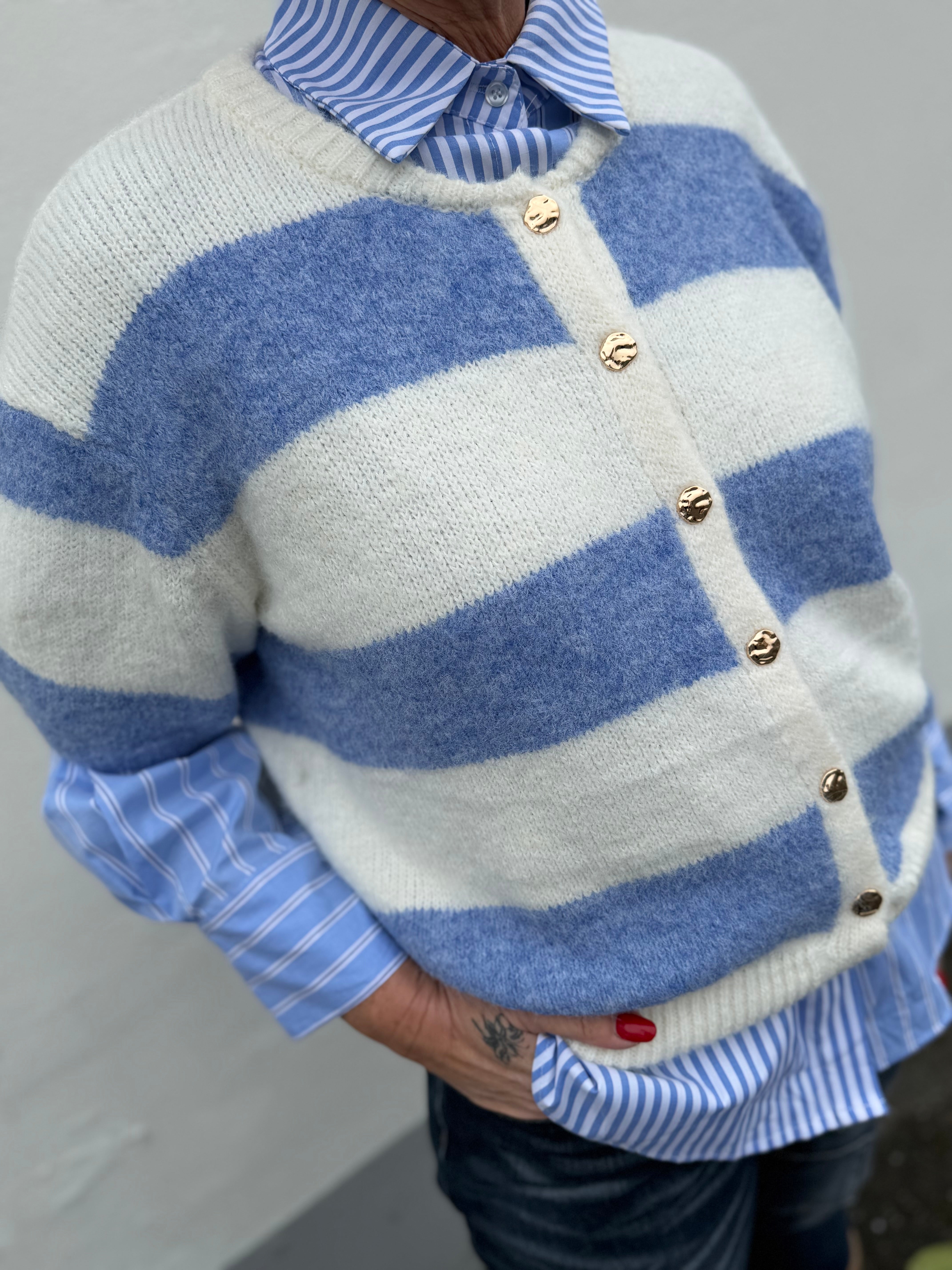 By Engbork Findi cardigan blue stripe