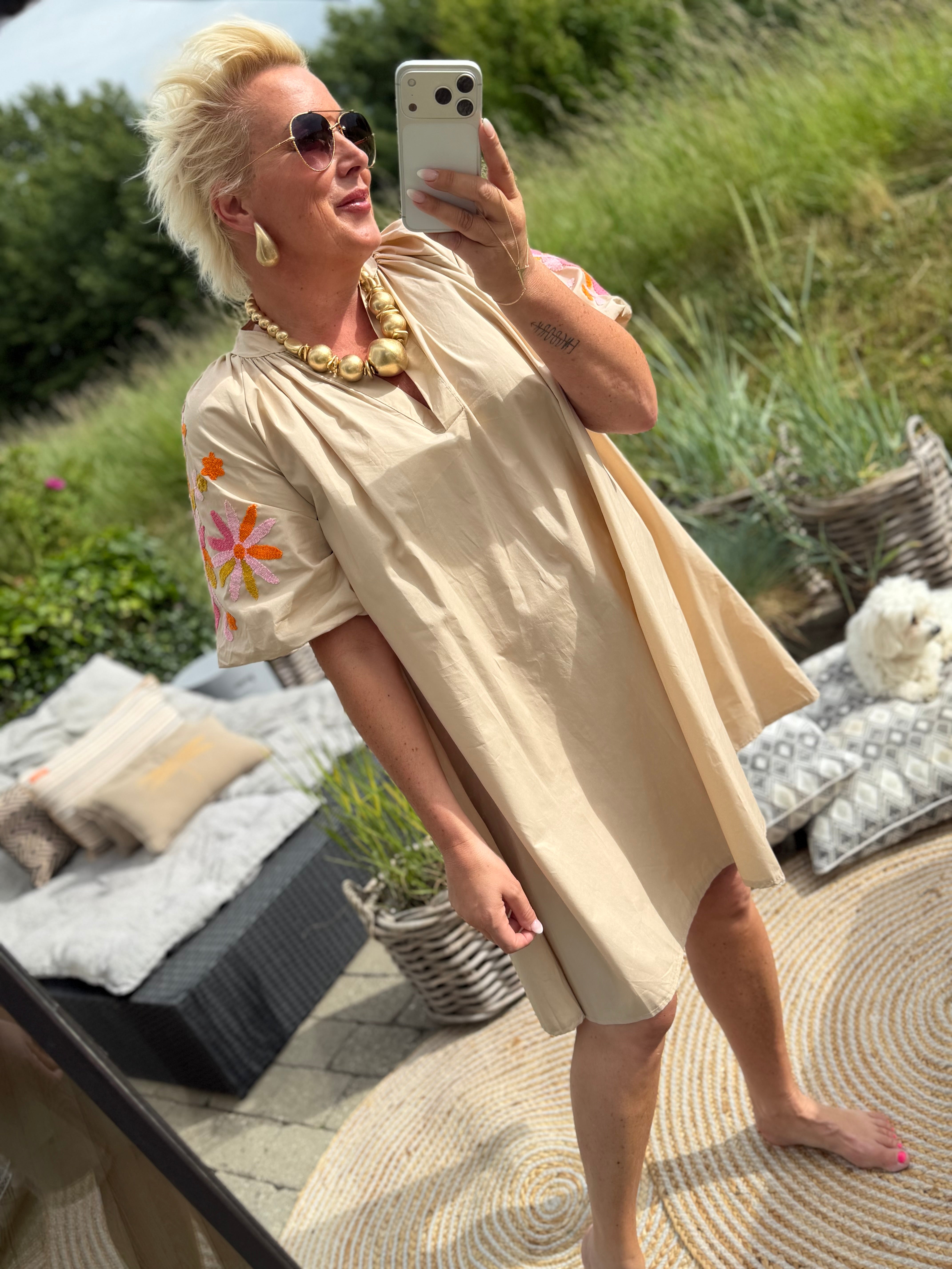 LECOCO 35240 Ingrid dress beige