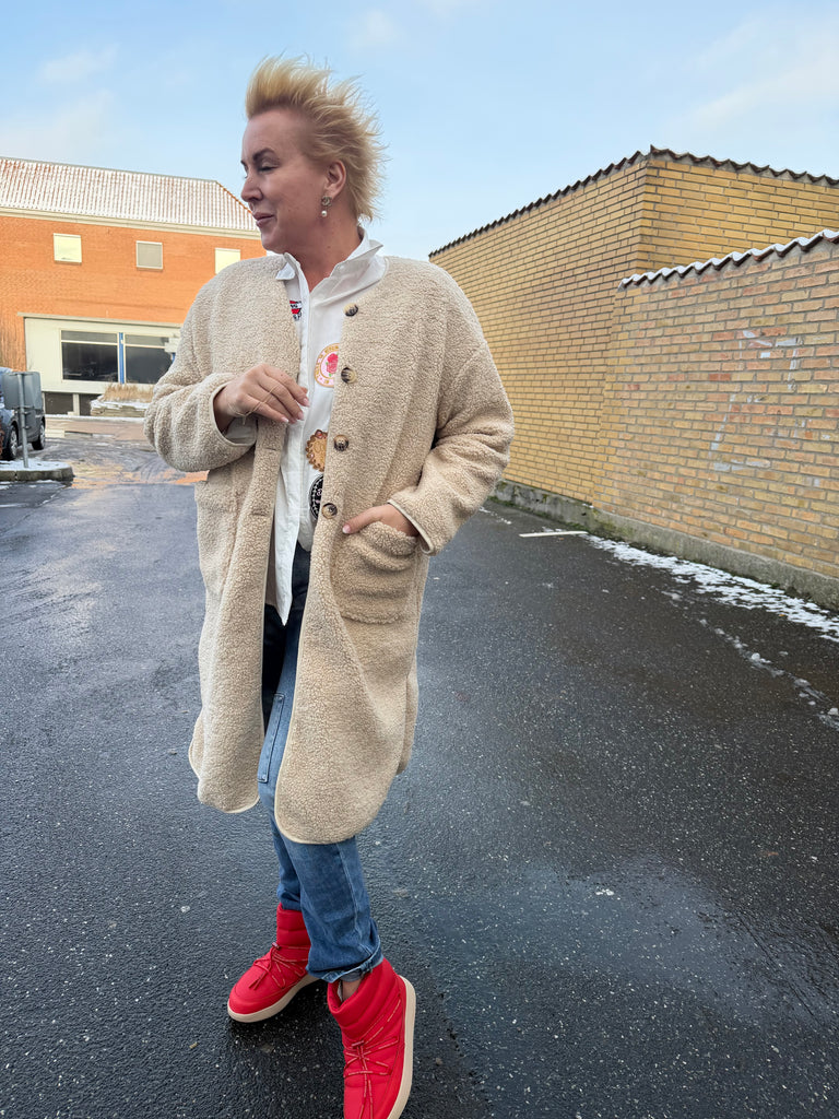 Boho Love B1316 Teddy long jacket beige