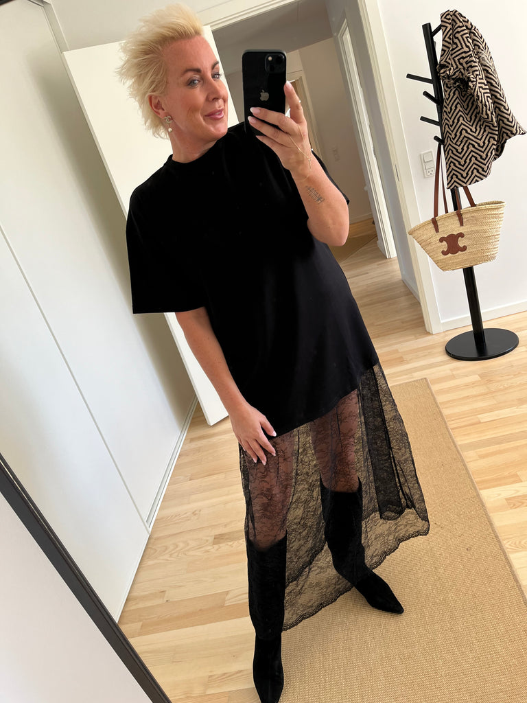 Love & Divine love 1447 T-shirt dress black