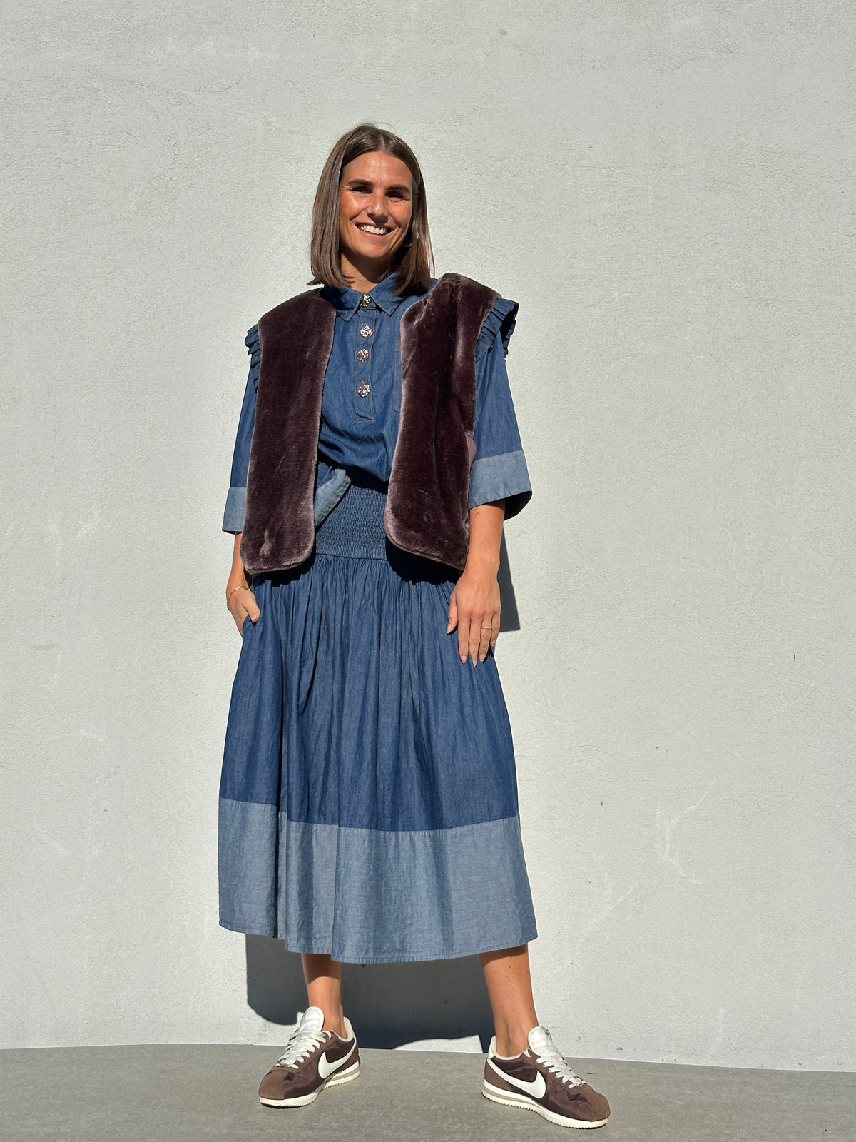Gaspar 2607352 Duffy frill waistcoat brown