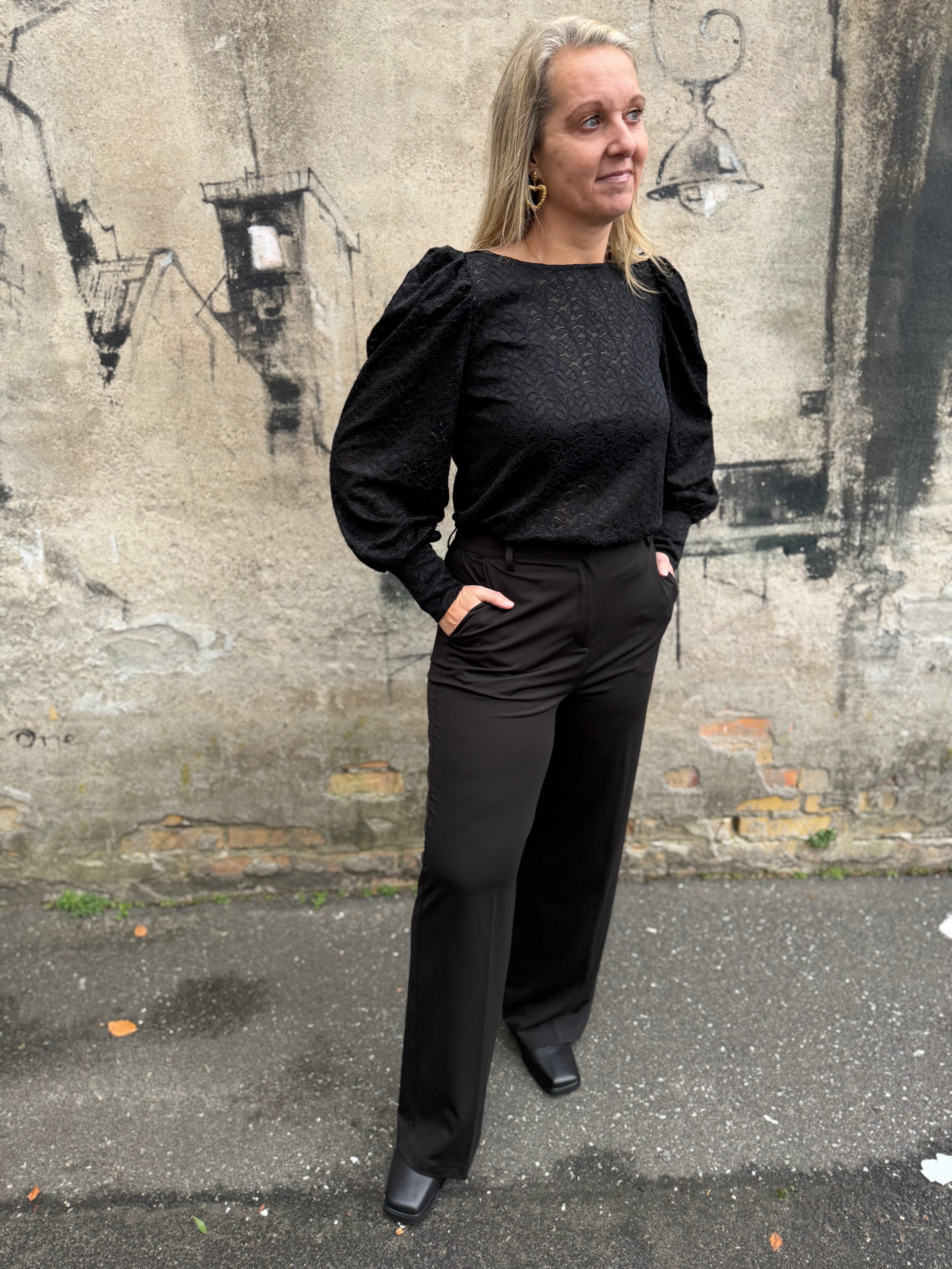 Love & Divine love1244 shirt black