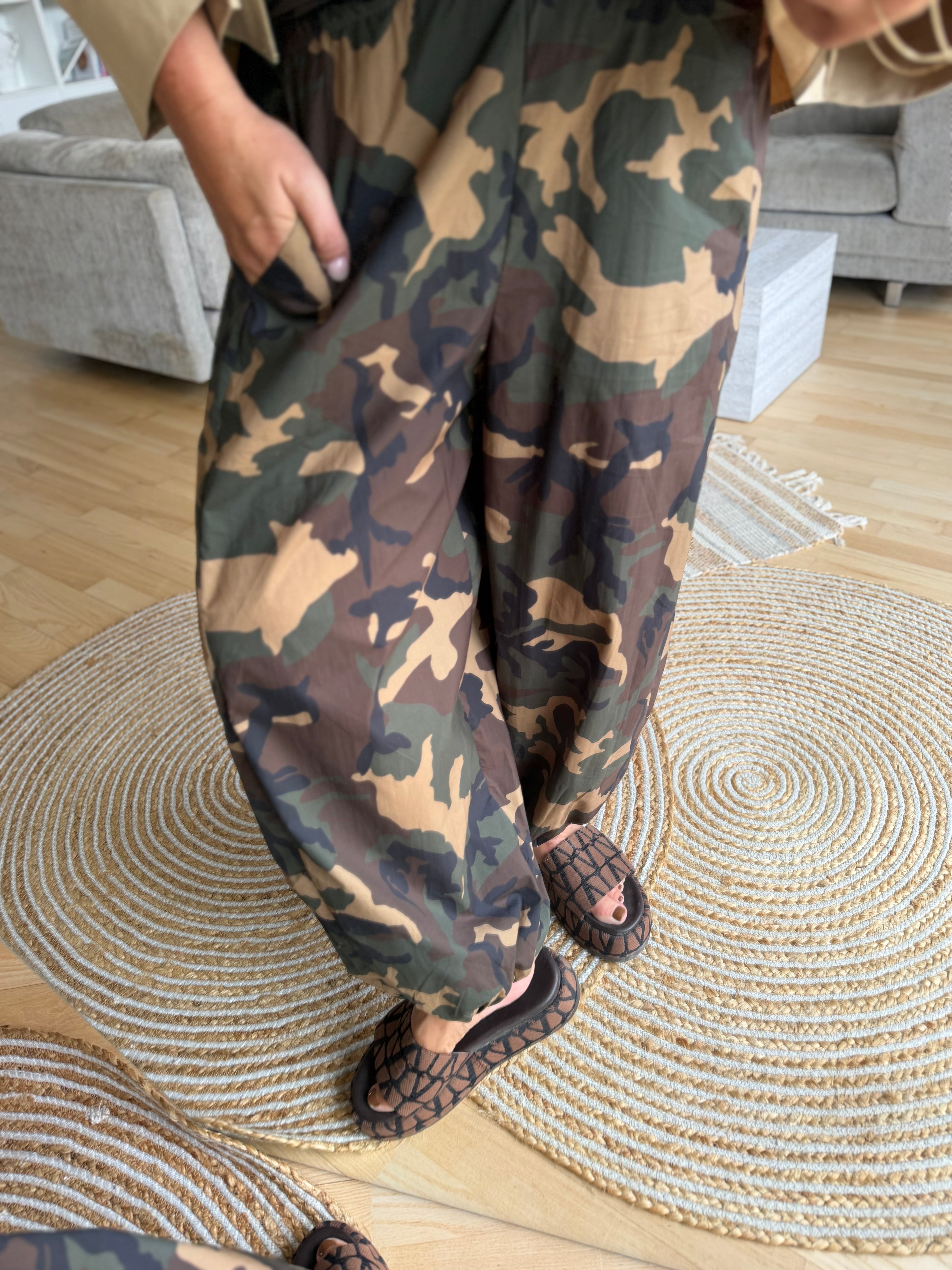 Boho Love B1404 Balloon pants army camo