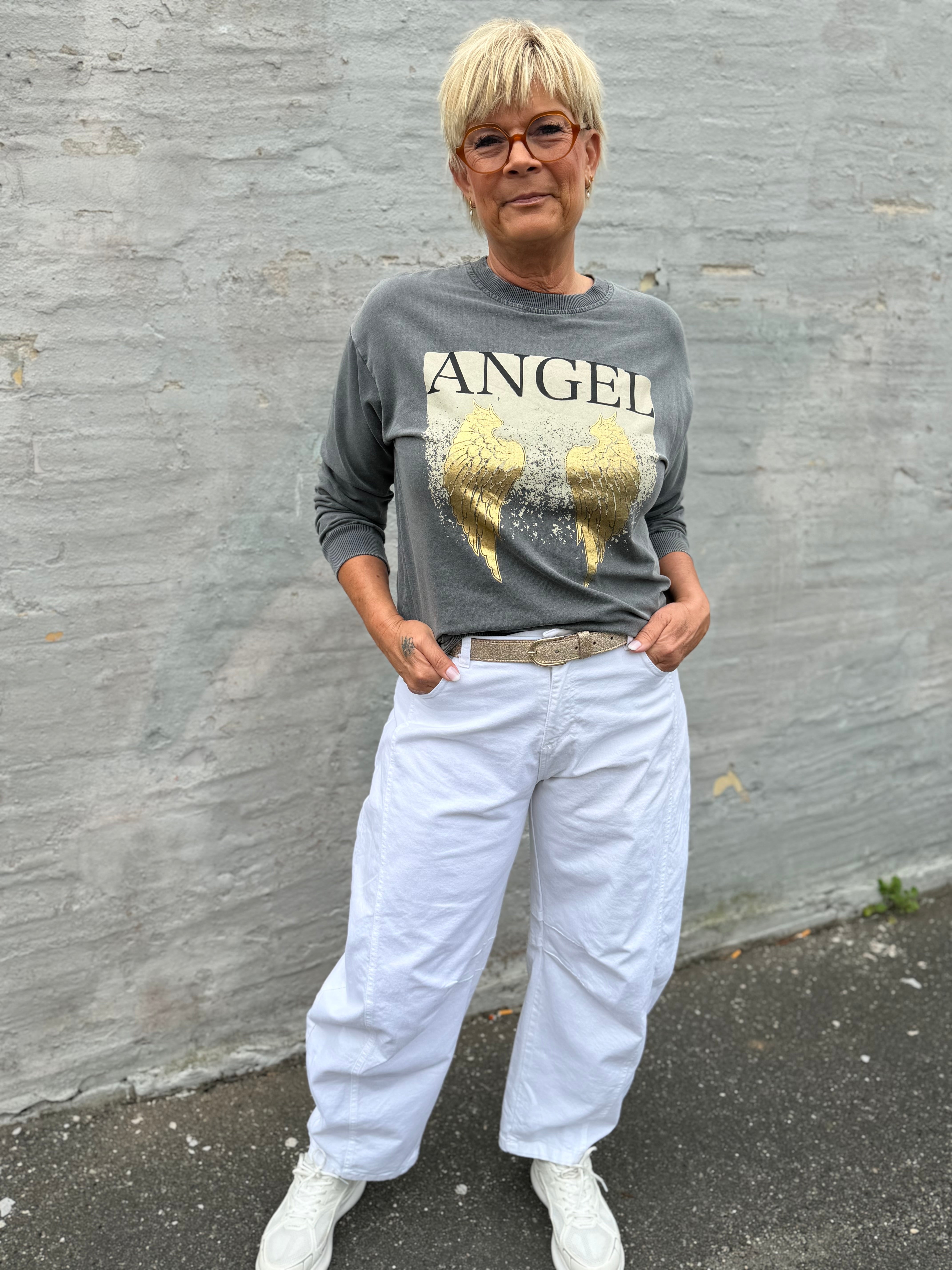 By Engbork Angel sweat blouse grey