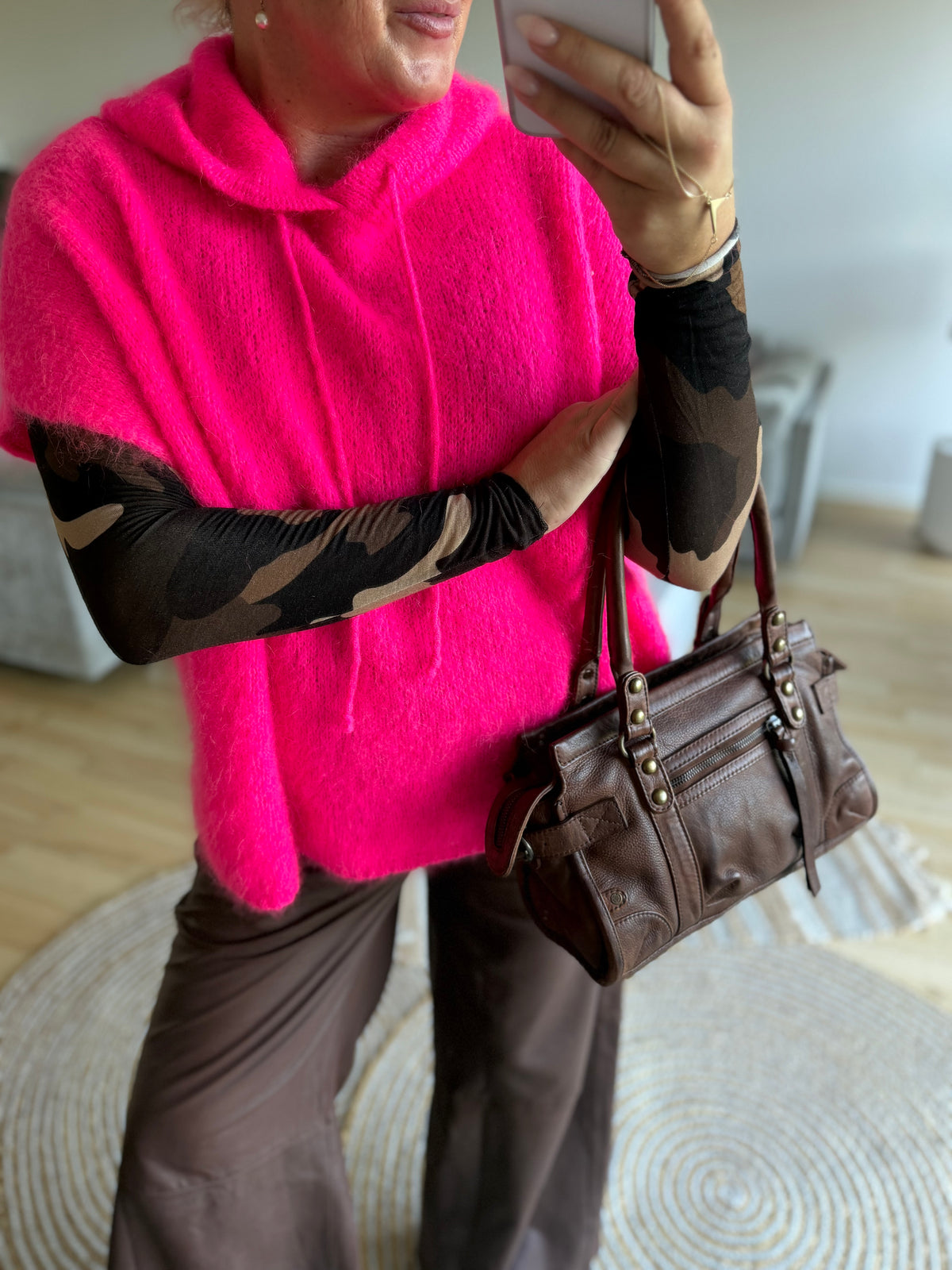 CABANA Living 8859 Soul knit vest hot pink