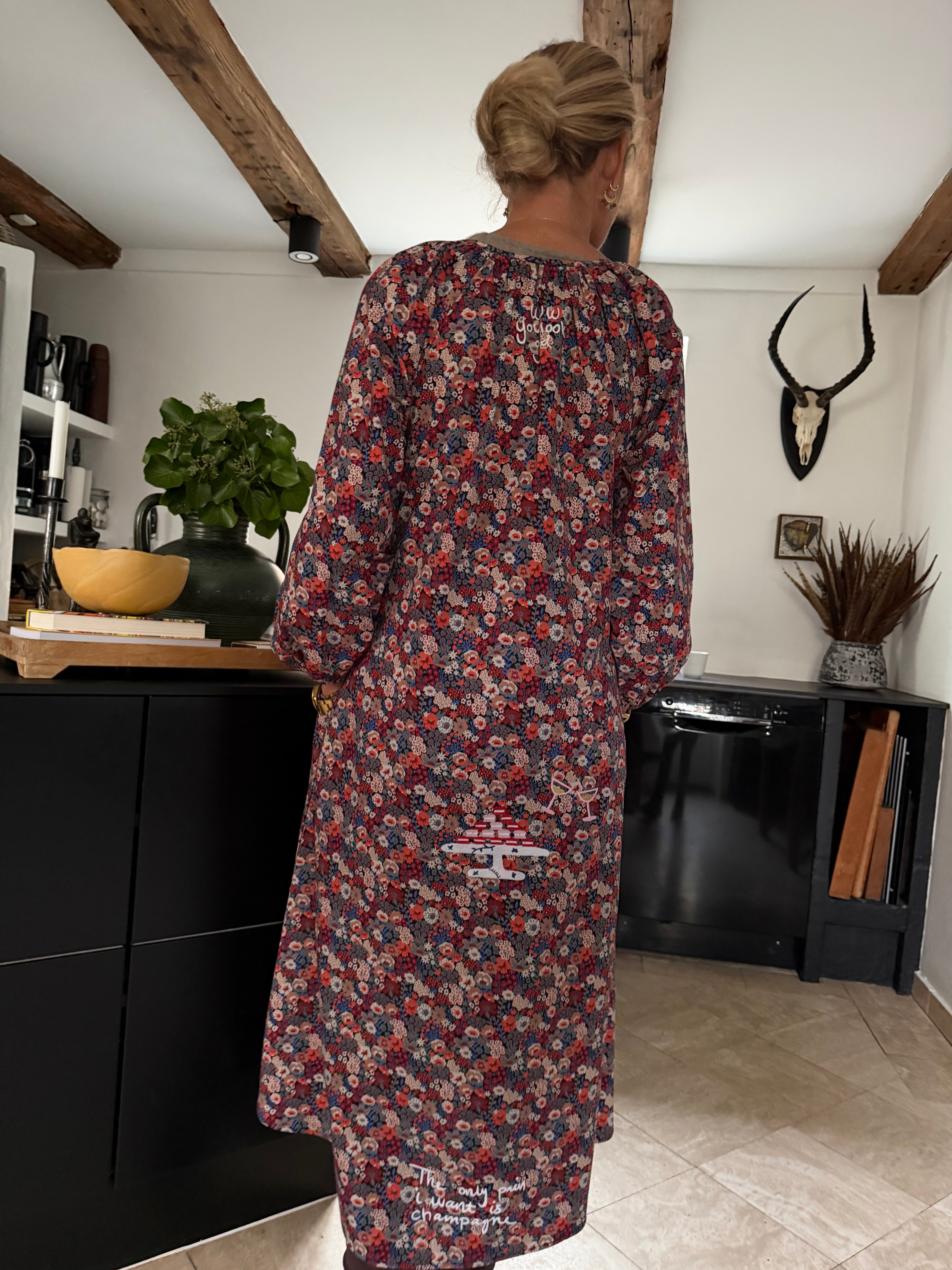 WAUW The Champagne dress flower