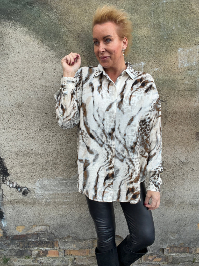 Love & Divine love1107-1 shirt cream