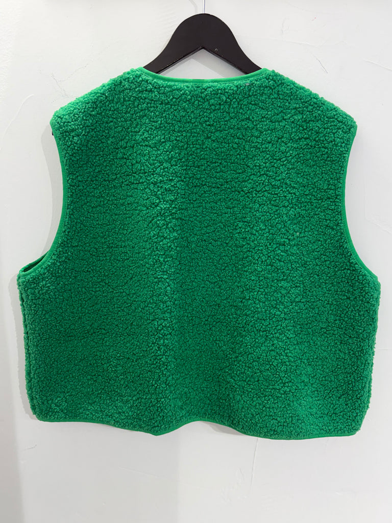 By Engbork Vildte vest duffy grass