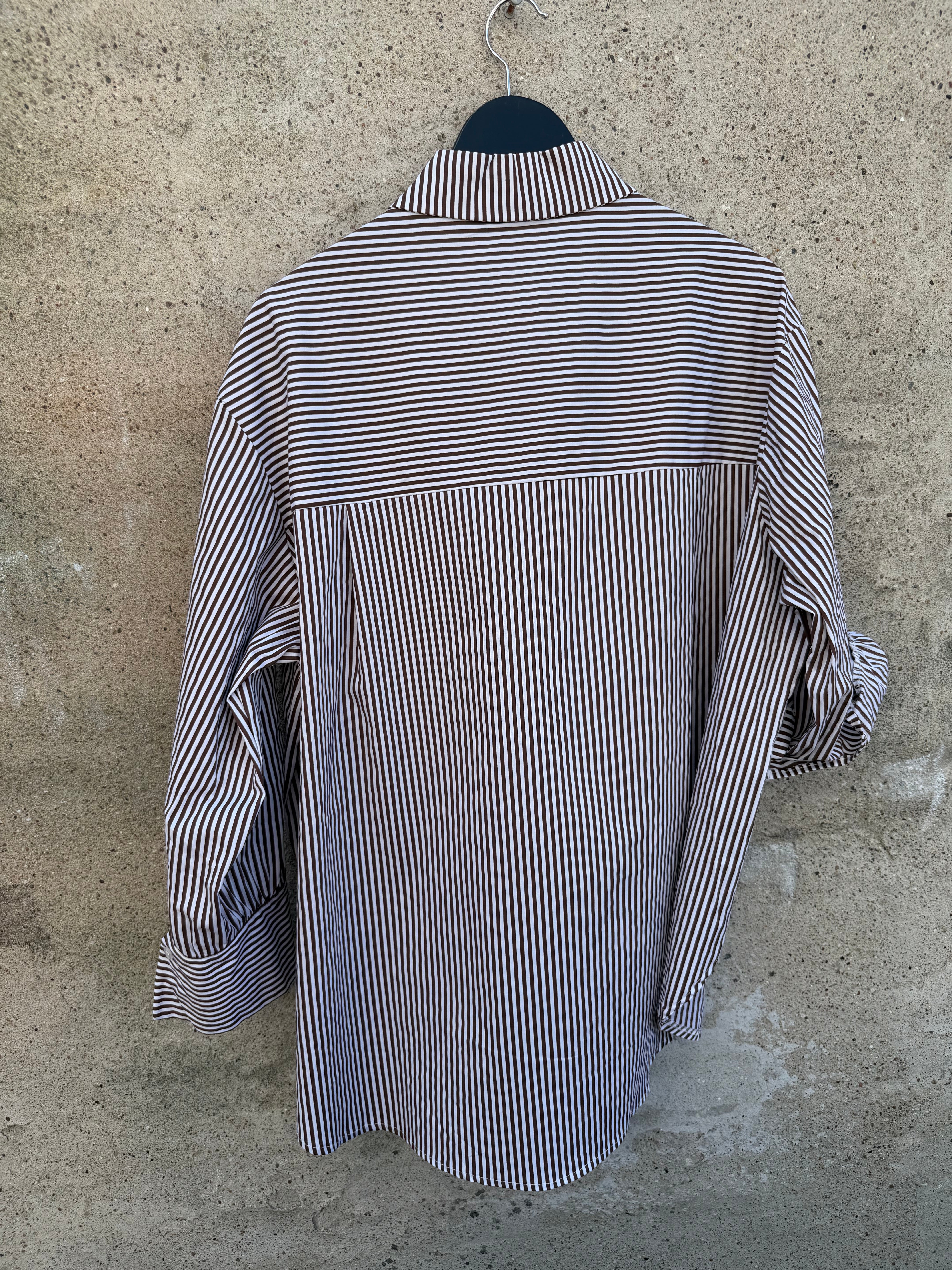 Lily shirt brown stripe