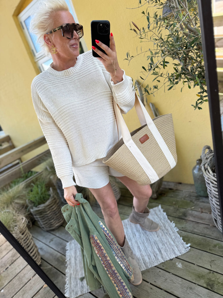 By Engbork Aya bluse + shorts strik