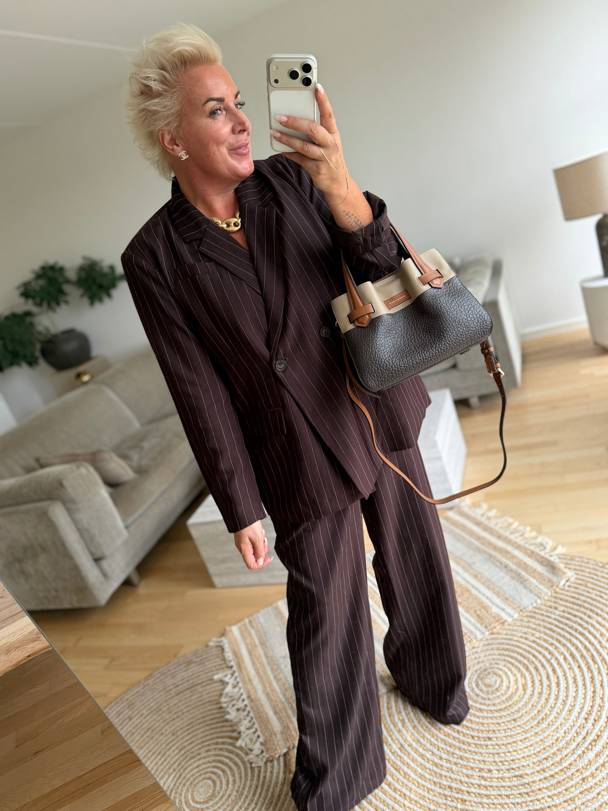 Love & Divine love1648 blazer brown pinstripes