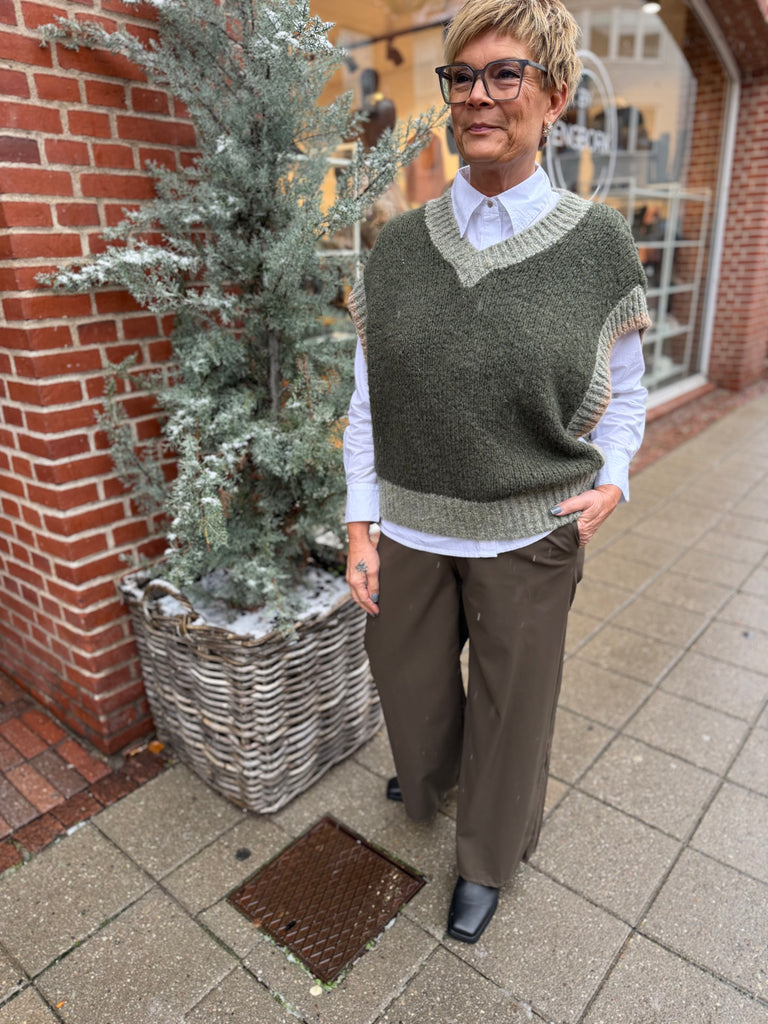 LECOCO 34933 Xenia vest army