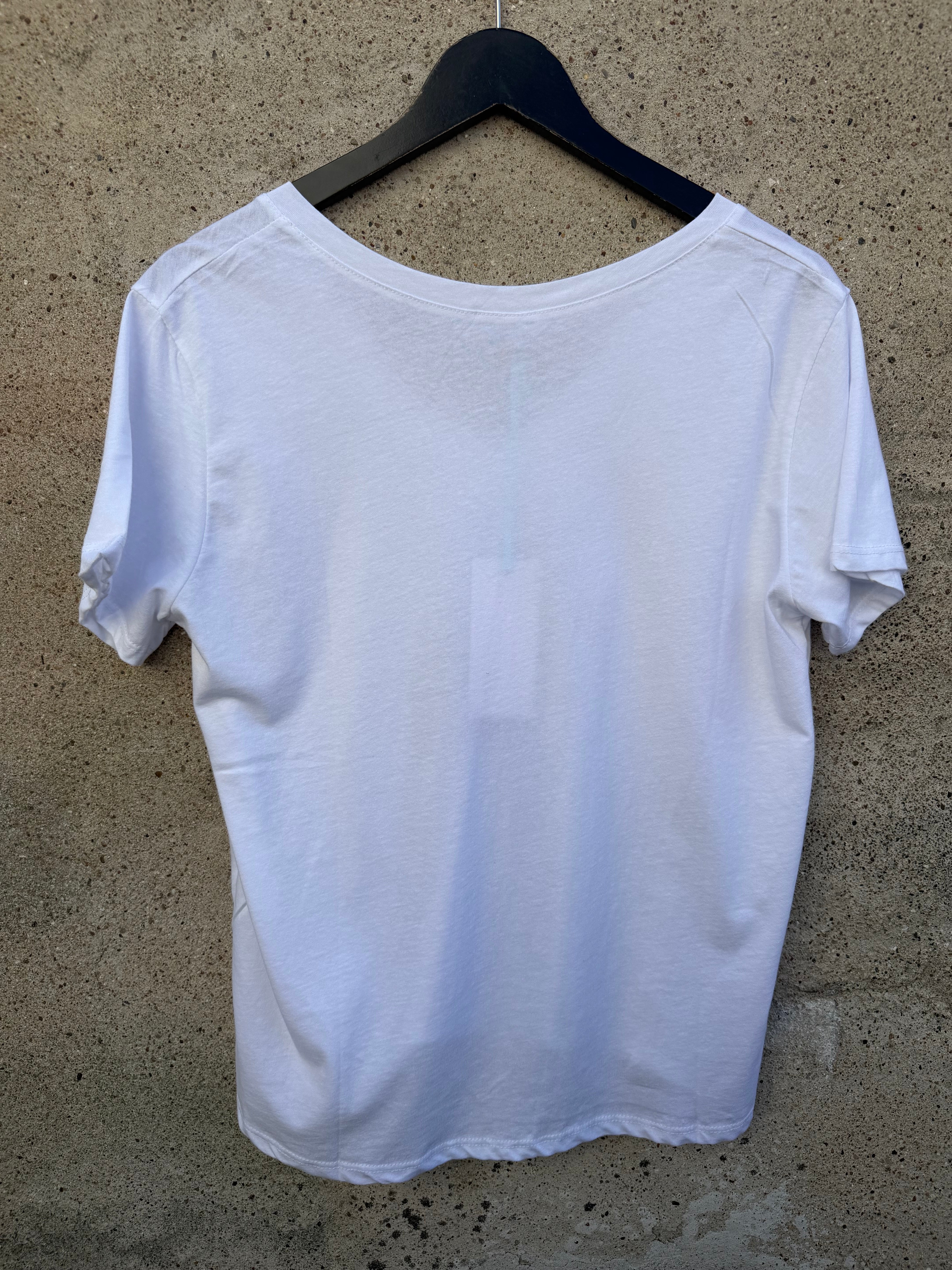 Champagne T-shirt gold white