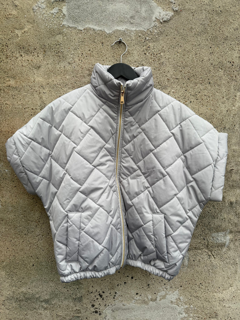 By Engbork Emilia vest quilted grey