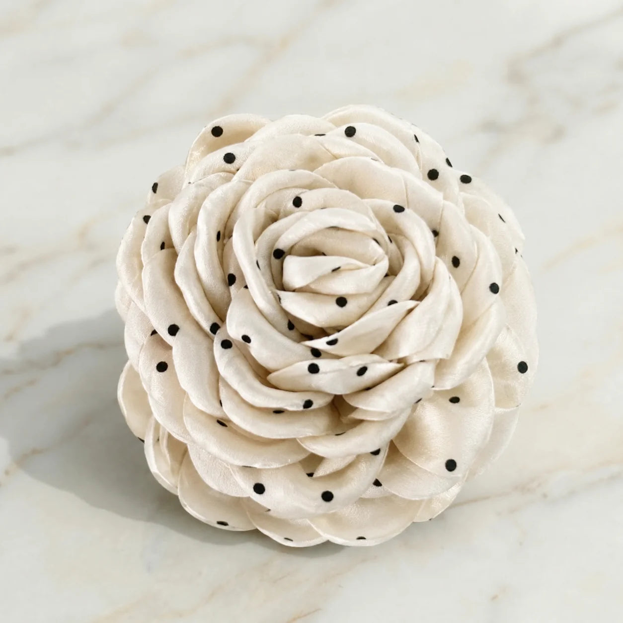 Namiso Hana rose hårspænde big DOT cream