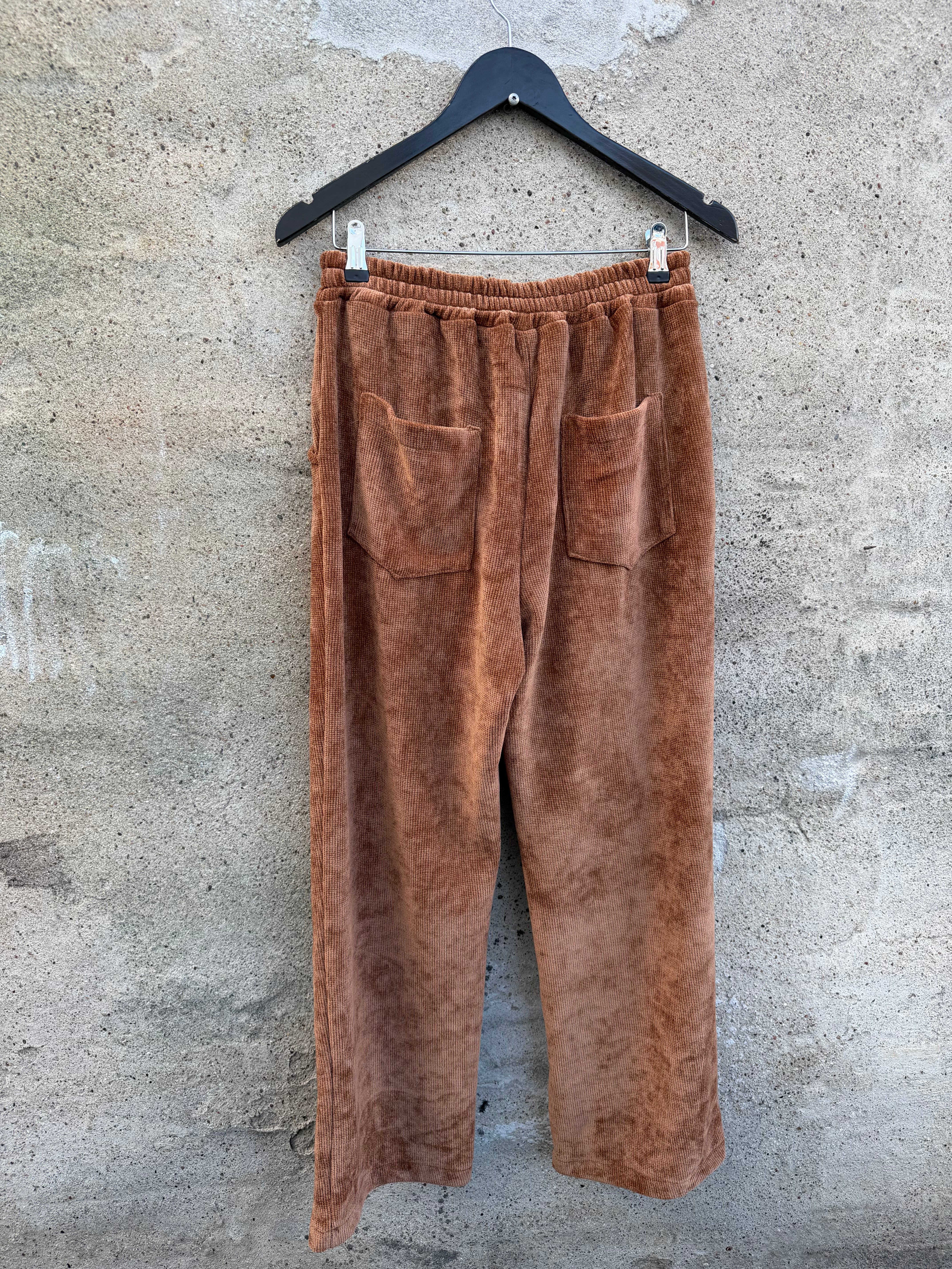 By Engbork Mon Amour pants fudge