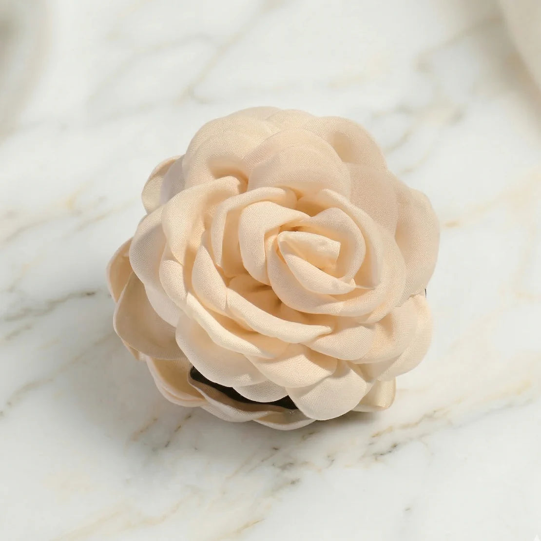 Namiso Hana rose hårspænde small cream