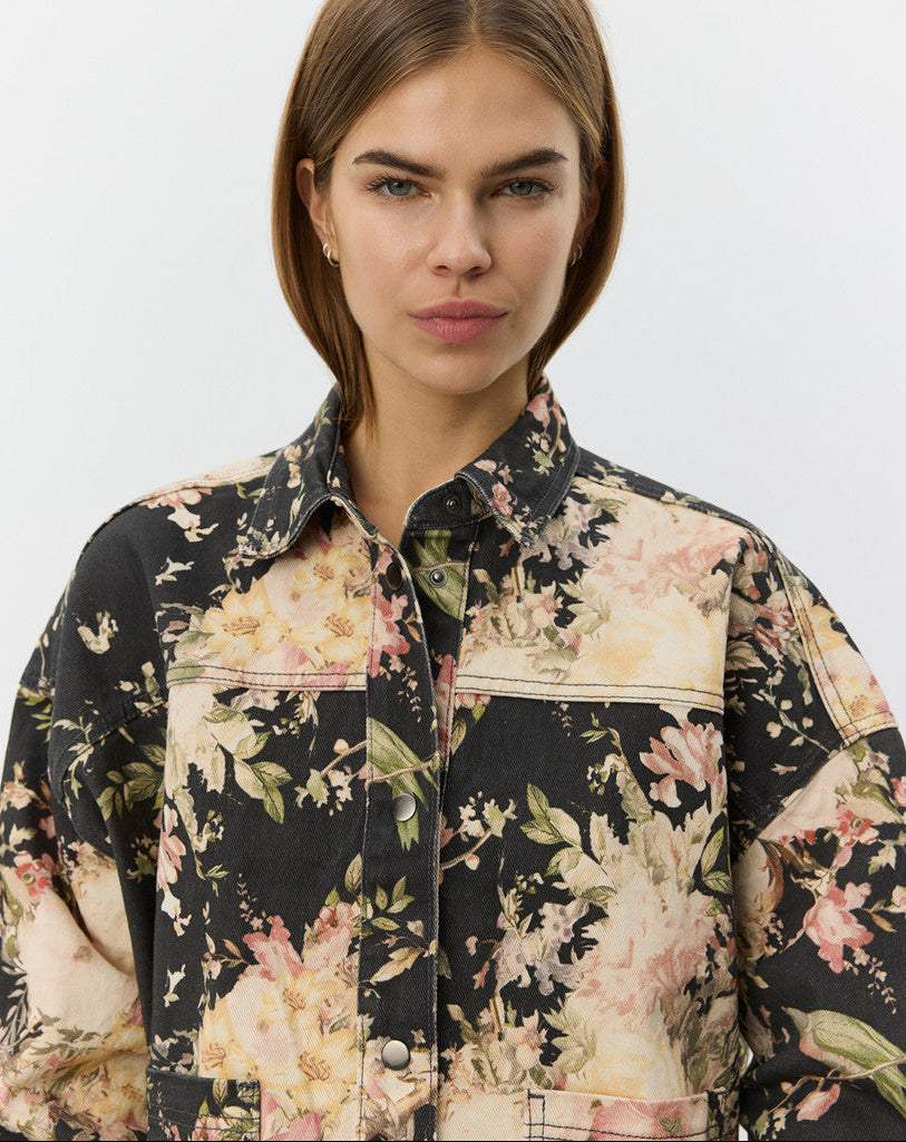 Sofie Schnoor S261125 Amaya boxy jacket flower