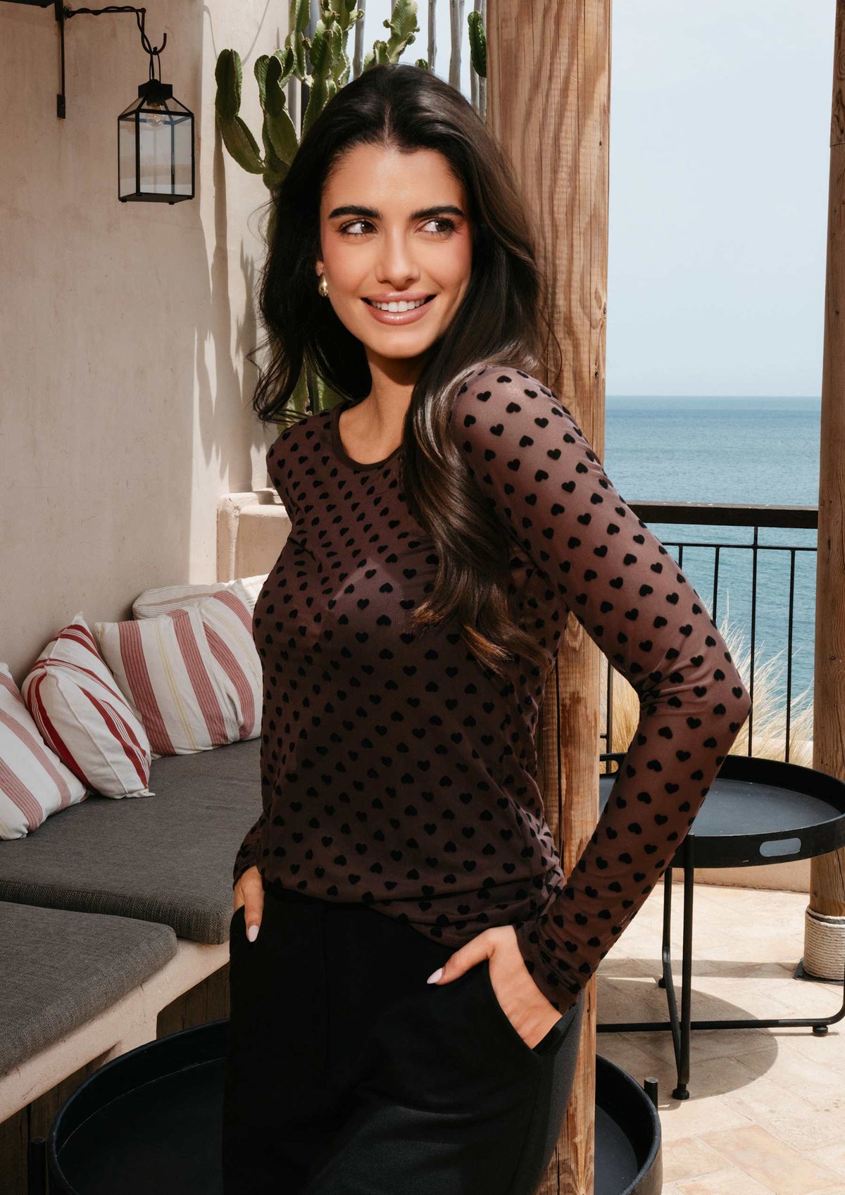 Liberte 22081 mesh top LS brown medium heart