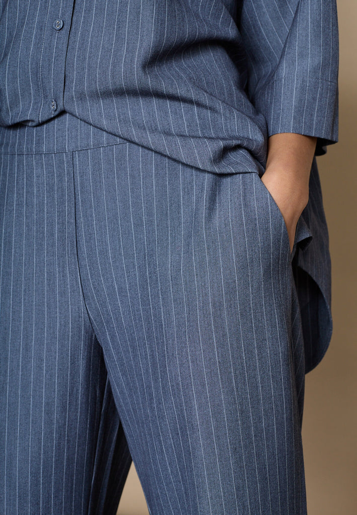 Love & Divine love1024-58 stripe pants pin