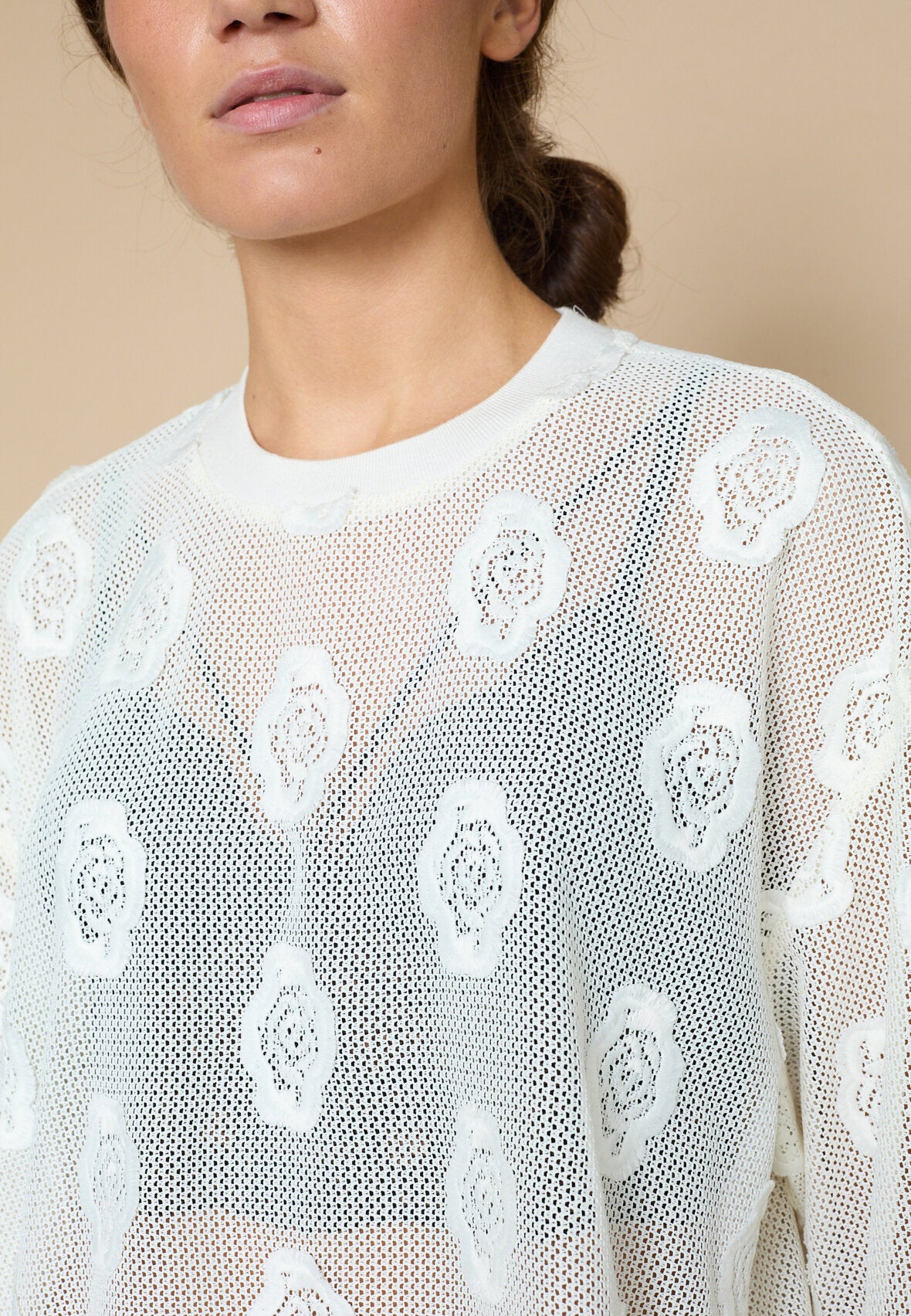 Love & Divine love1481 shirt blond cream