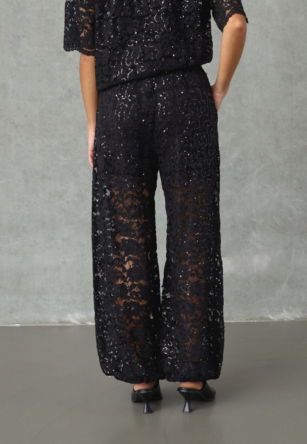 Love & Divine love1525-1 pants sequins black