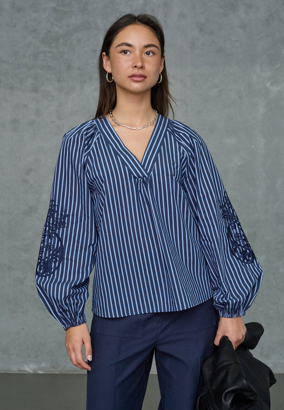 Love & Divine love1529-2 shirt stripe navy