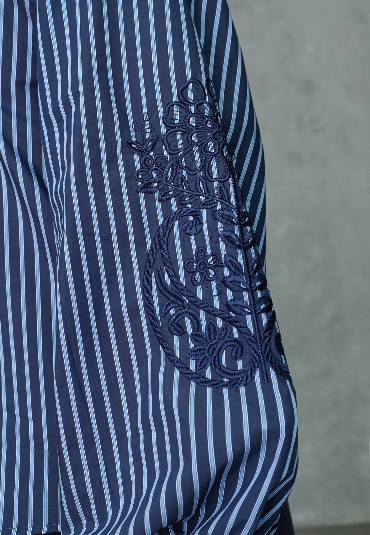 Love & Divine love1529-2 shirt stripe navy