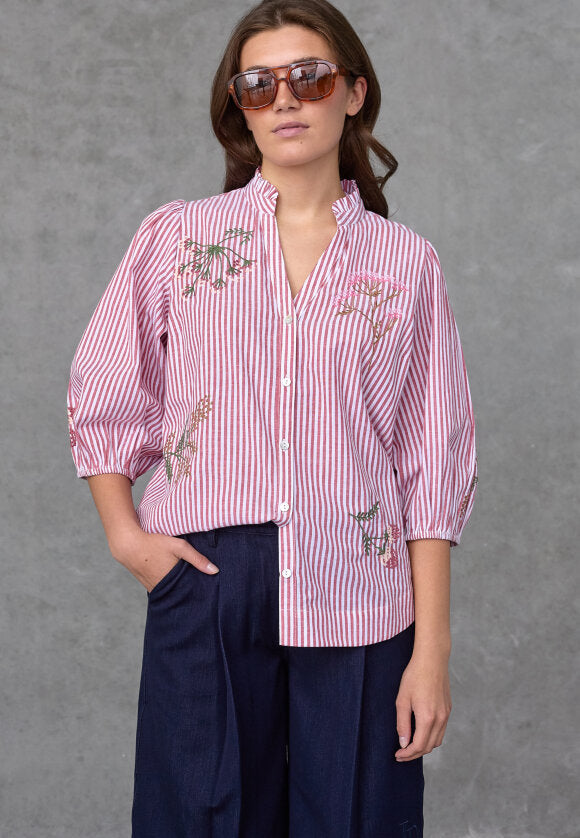 Love & Divine love1532-1 shirt stripe red