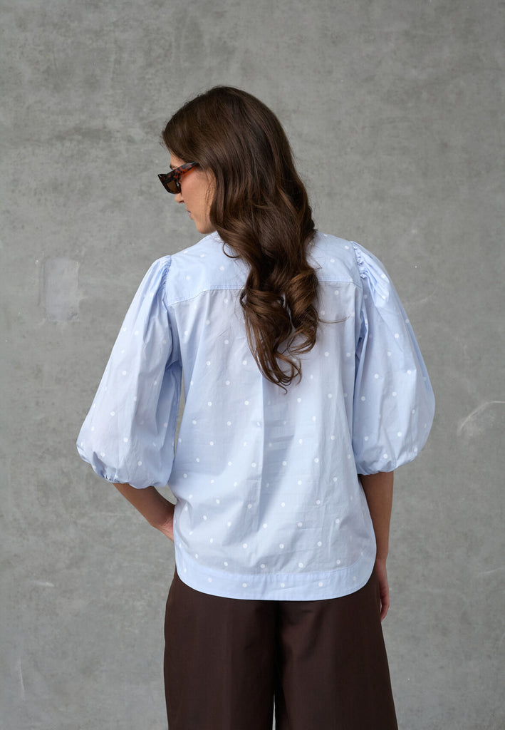 Love & Divine love1532 shirt dot sky