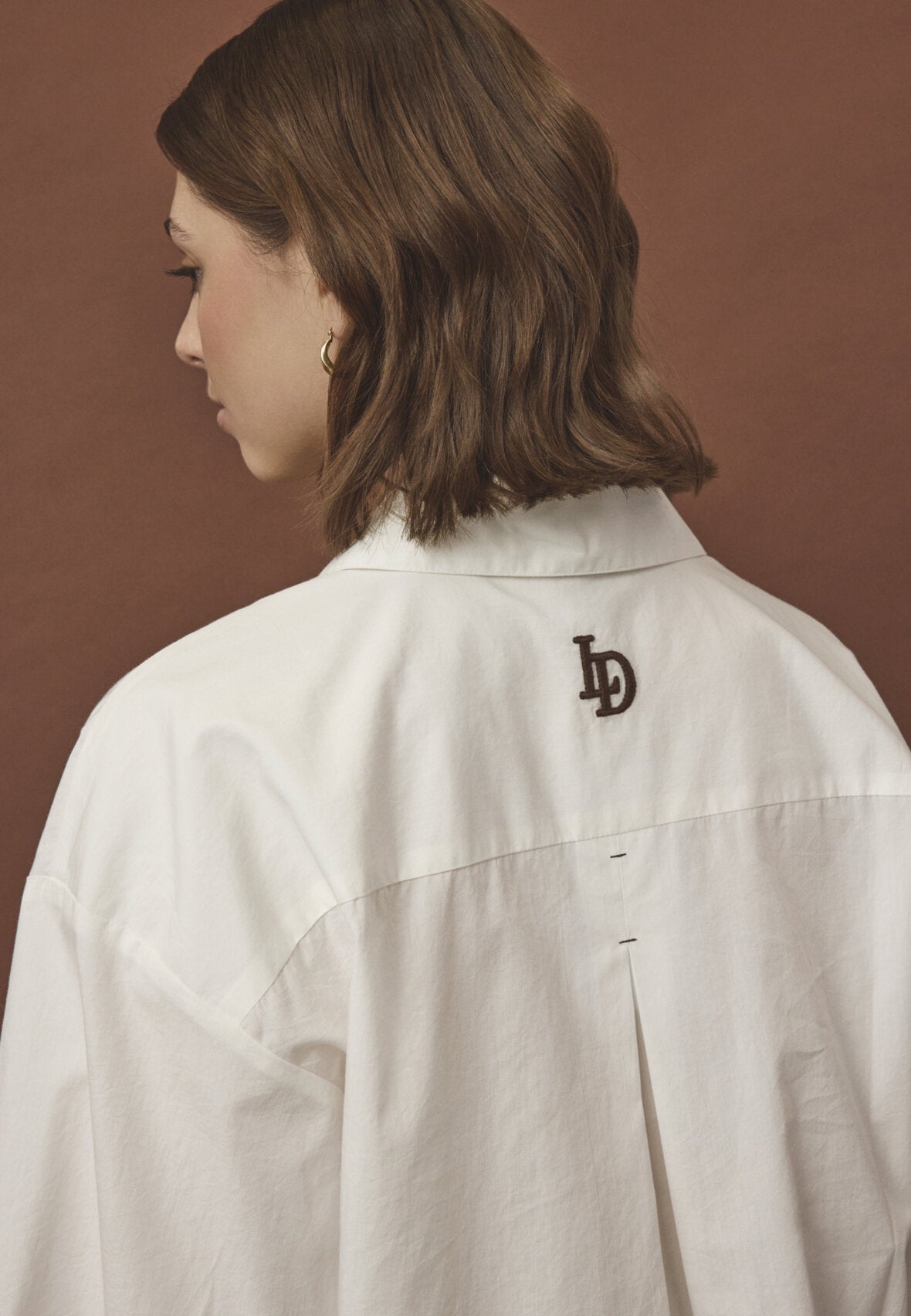 Love & Divine love1546 shirt embrodery white