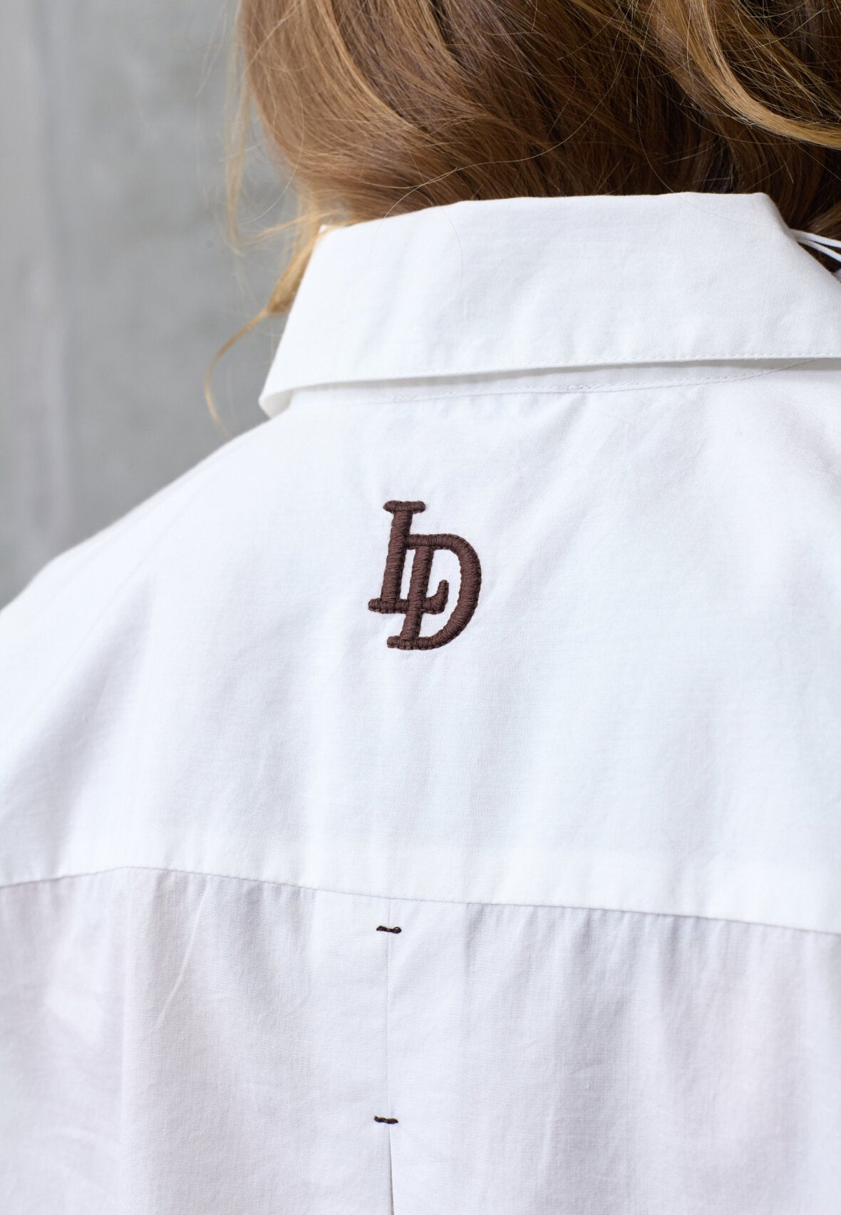 Love & Divine love1546 shirt embrodery white