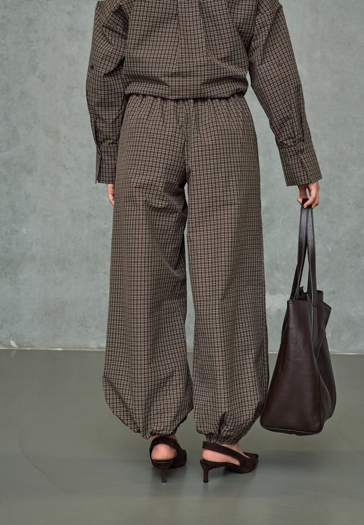 Love & Divine love1595 pants check chocolate