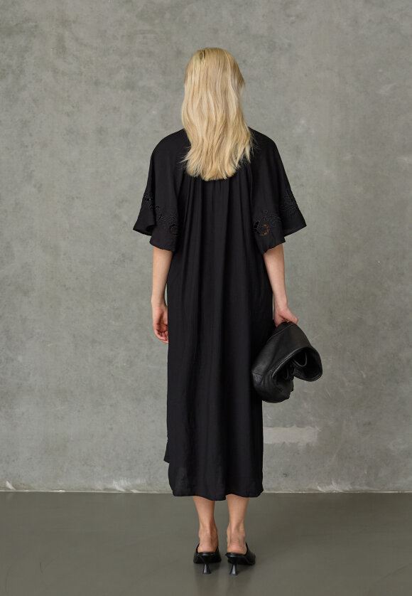 Love & Divine love1606 dress black