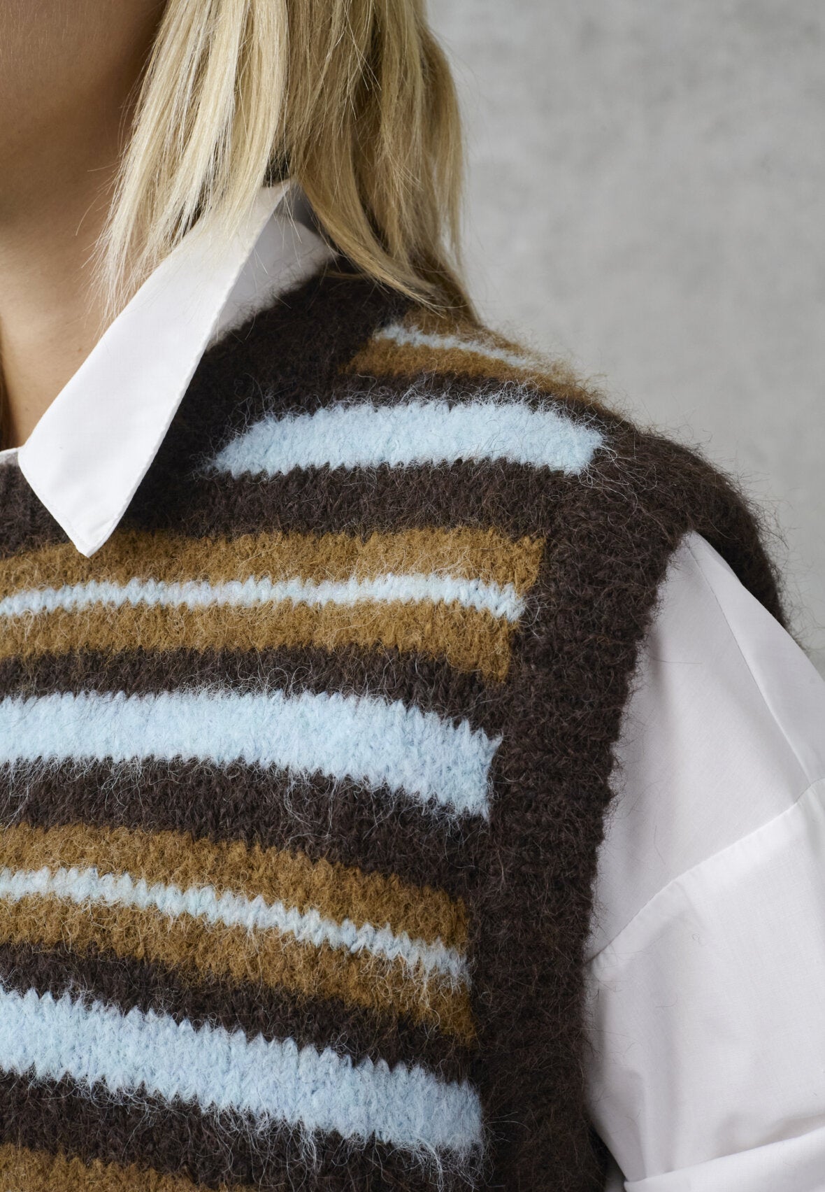 Love & Divine love1659 knit vest striped brown