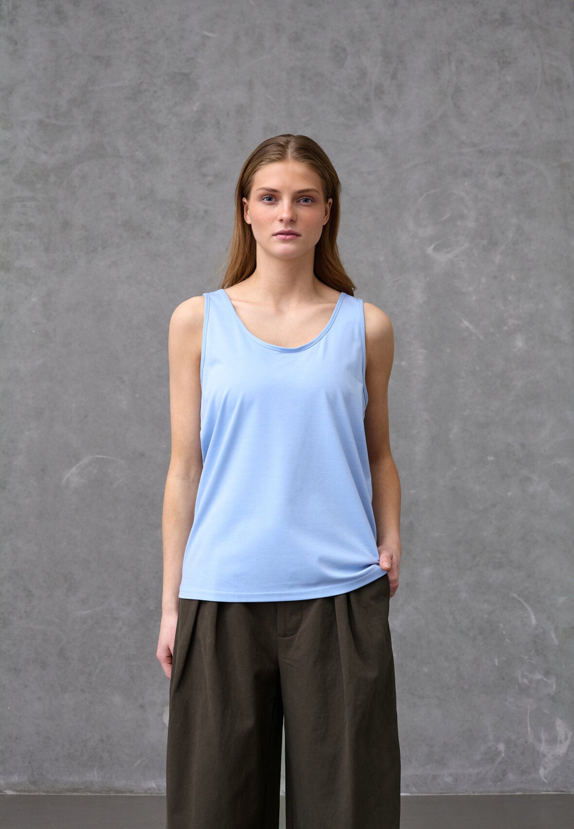 Love & Divine love445-2 top mid blue
