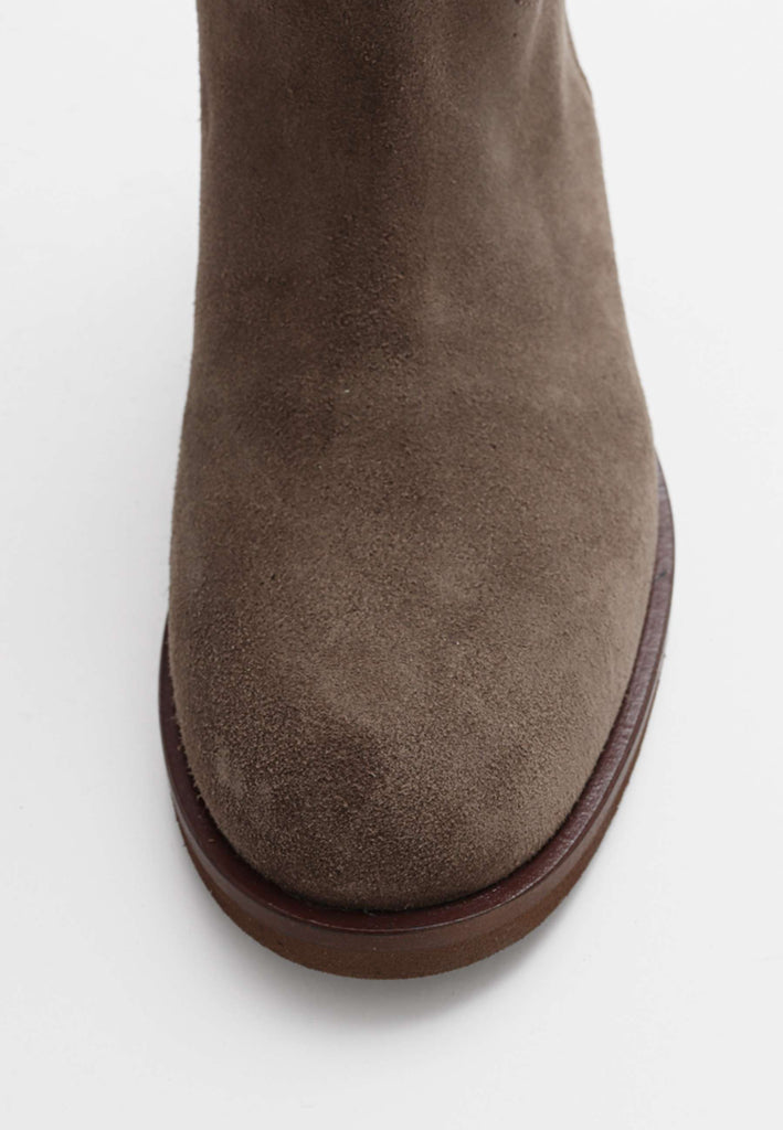 BUKELA Etta lang støvle suede taupe